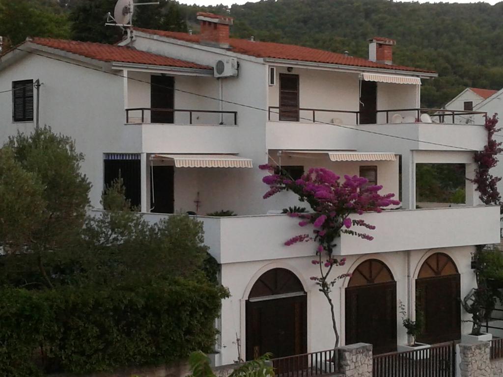 Apartments Villa Zvonimir Slatine Zimmer foto